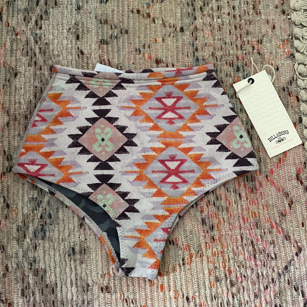 Billabong Neoprene surf bottom